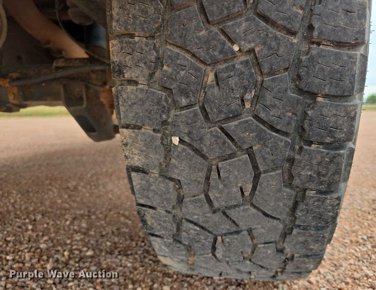 image for item DY1223 2016 GMC Sierra pickup truck