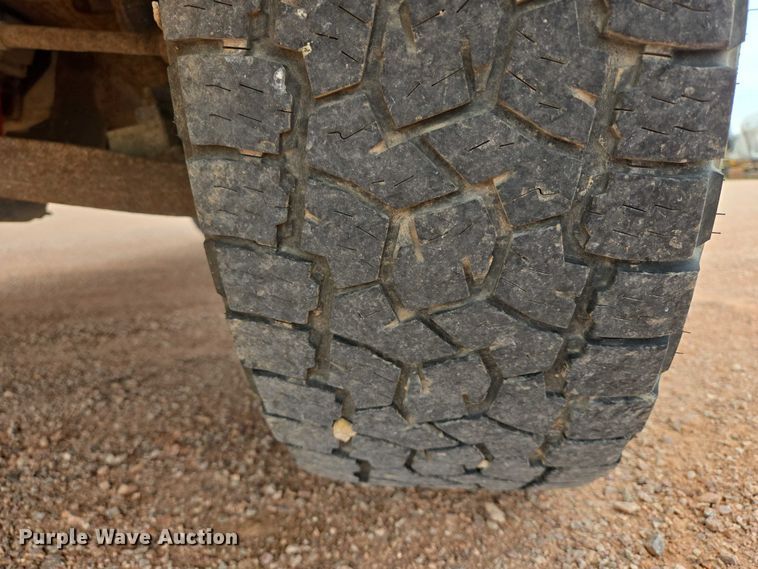 image for item DY1223 2016 GMC Sierra pickup truck