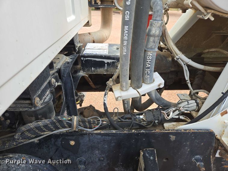 image for item DY1226 2003 Sterling Truck L9500 ready mix truck