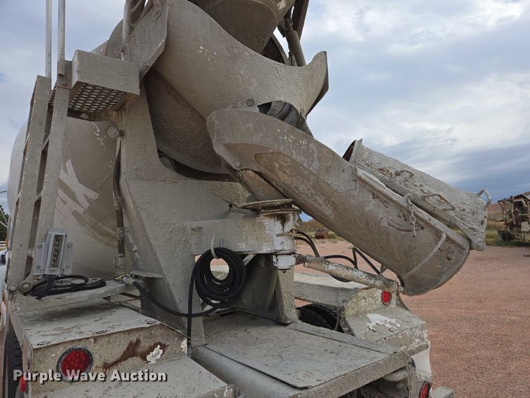 image for item DY1226 2003 Sterling Truck L9500 ready mix truck