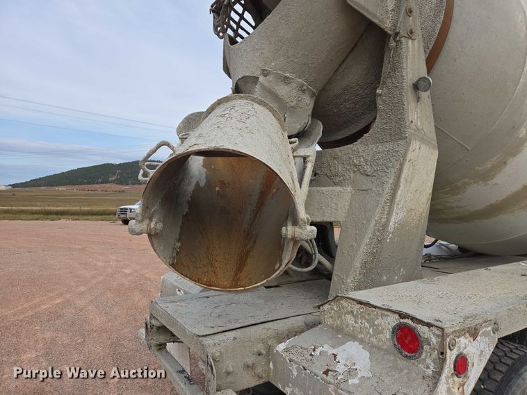 image for item DY1226 2003 Sterling Truck L9500 ready mix truck