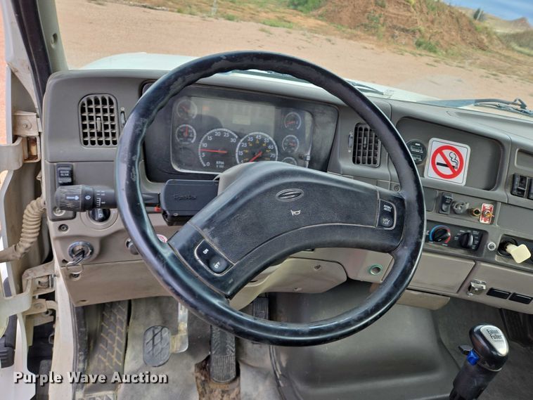 image for item DY1226 2003 Sterling Truck L9500 ready mix truck