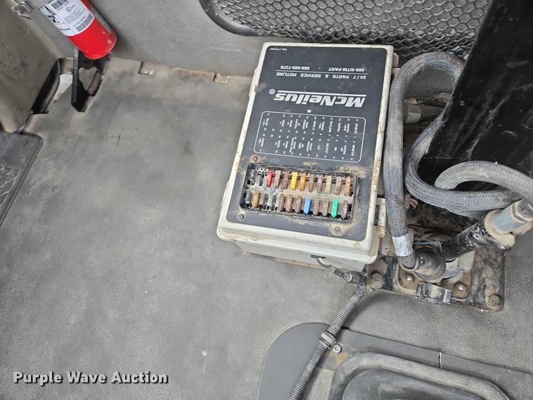 image for item DY1226 2003 Sterling Truck L9500 ready mix truck