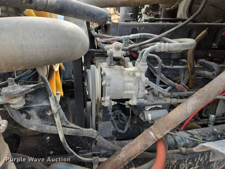 image for item DY1226 2003 Sterling Truck L9500 ready mix truck