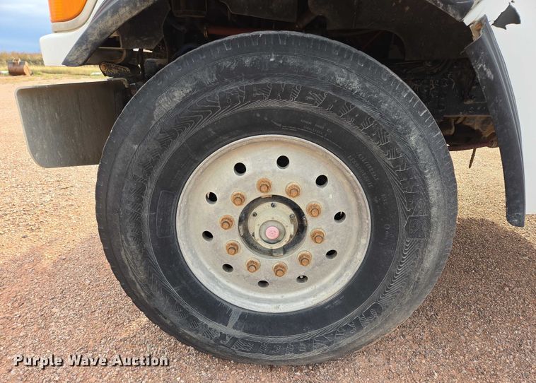 image for item DY1226 2003 Sterling Truck L9500 ready mix truck