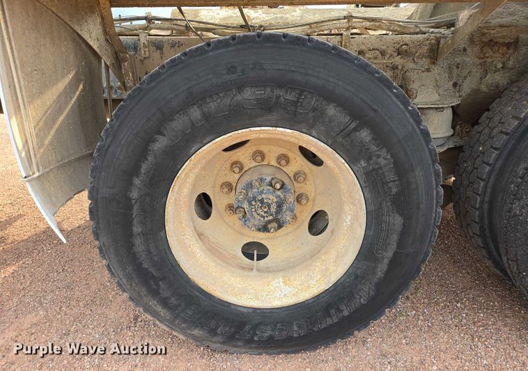 image for item DY1226 2003 Sterling Truck L9500 ready mix truck