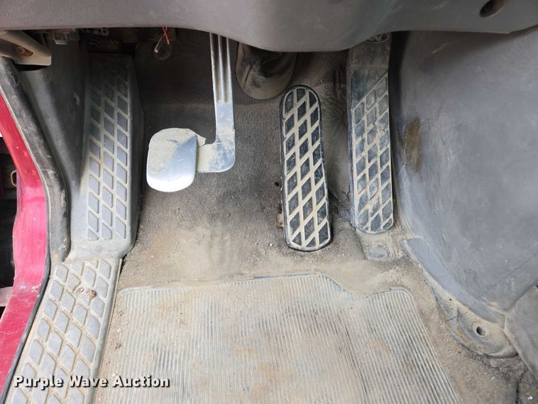 image for item DY1227 1997 Ford Areomax semi truck