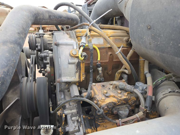 image for item DY1227 1997 Ford Areomax semi truck