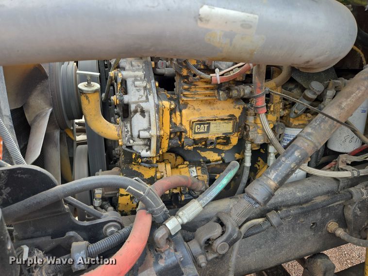 image for item DY1227 1997 Ford Areomax semi truck