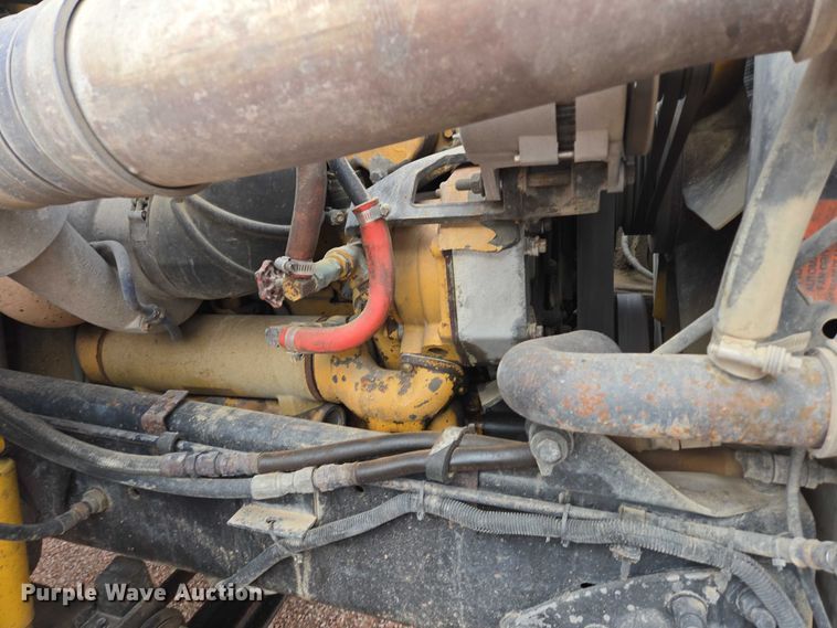 image for item DY1227 1997 Ford Areomax semi truck