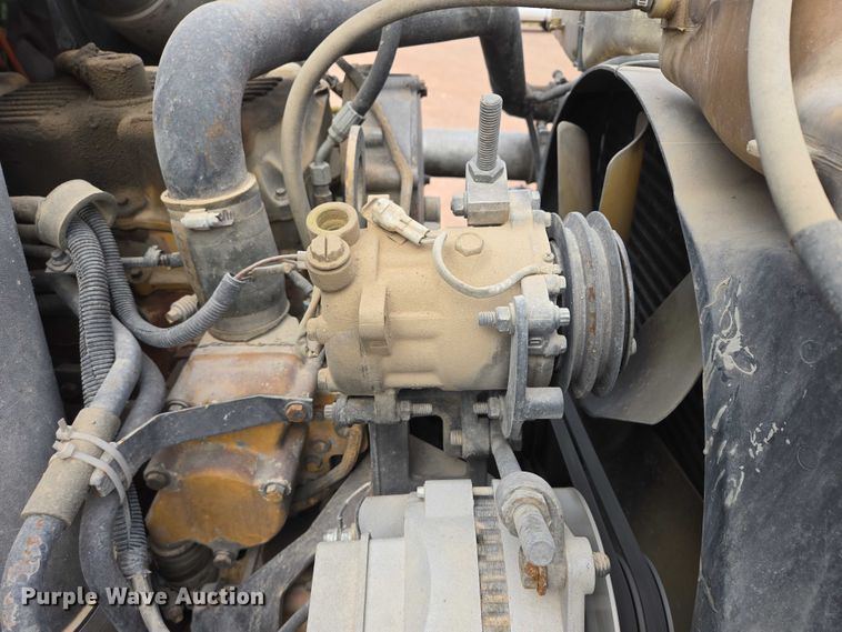 image for item DY1227 1997 Ford Areomax semi truck