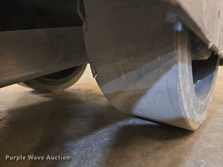 image for item DY1264 Husqvarna Soff-Cut 2000 concrete saw