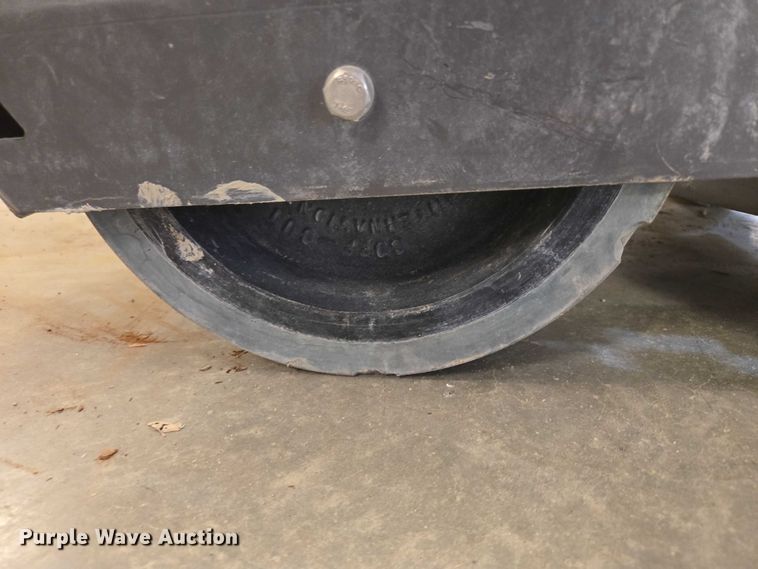 image for item DY1264 Husqvarna Soff-Cut 2000 concrete saw