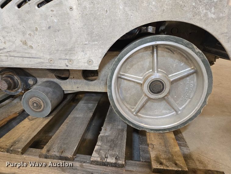 image for item DY1265 Husqvarna Soff-Cut GX-4200 concrete saw