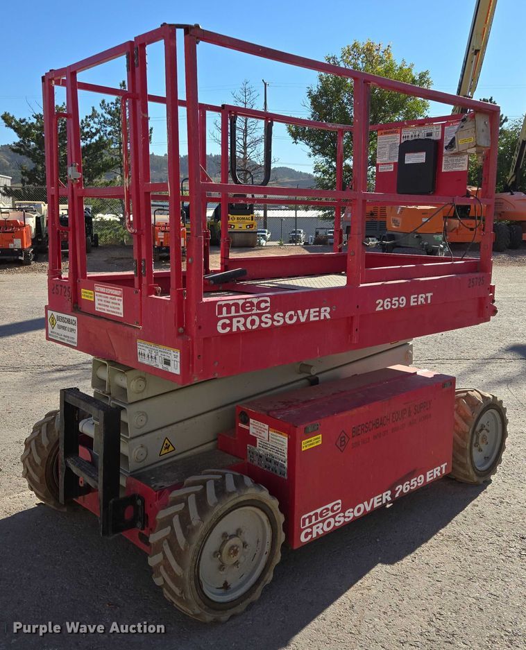 image for item DY1266 2017 MEC Crossover 2659 ERT scissor lift
