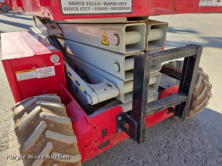 image for item DY1266 2017 MEC Crossover 2659 ERT scissor lift