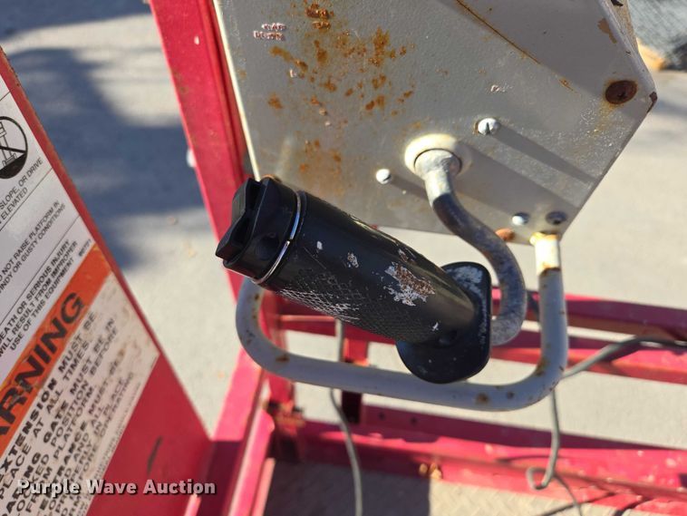 image for item DY1266 2017 MEC Crossover 2659 ERT scissor lift