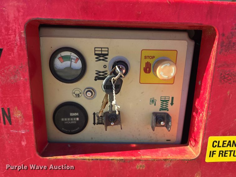 image for item DY1266 2017 MEC Crossover 2659 ERT scissor lift