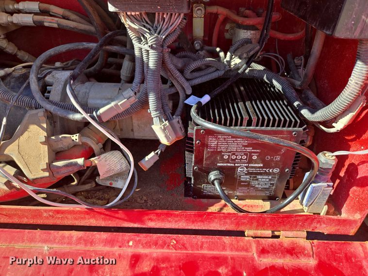 image for item DY1266 2017 MEC Crossover 2659 ERT scissor lift