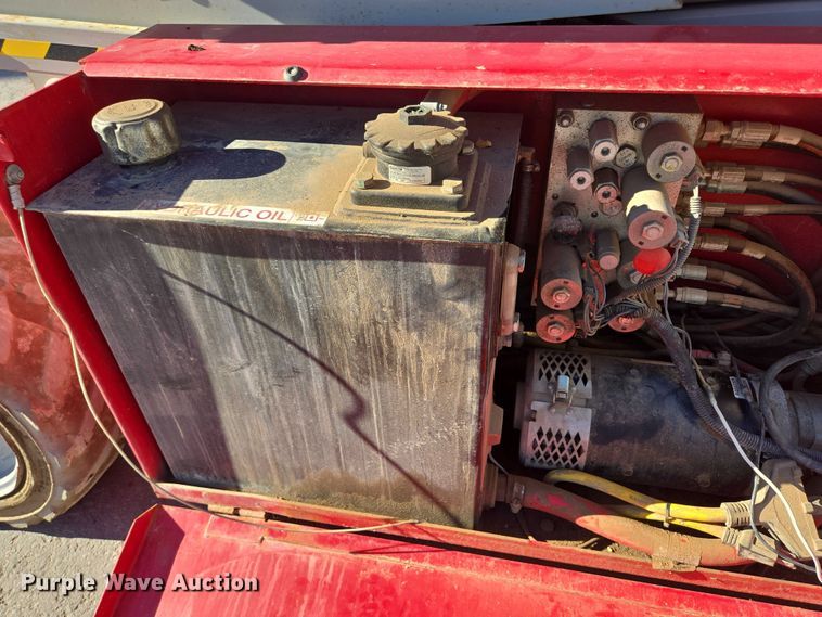 image for item DY1266 2017 MEC Crossover 2659 ERT scissor lift