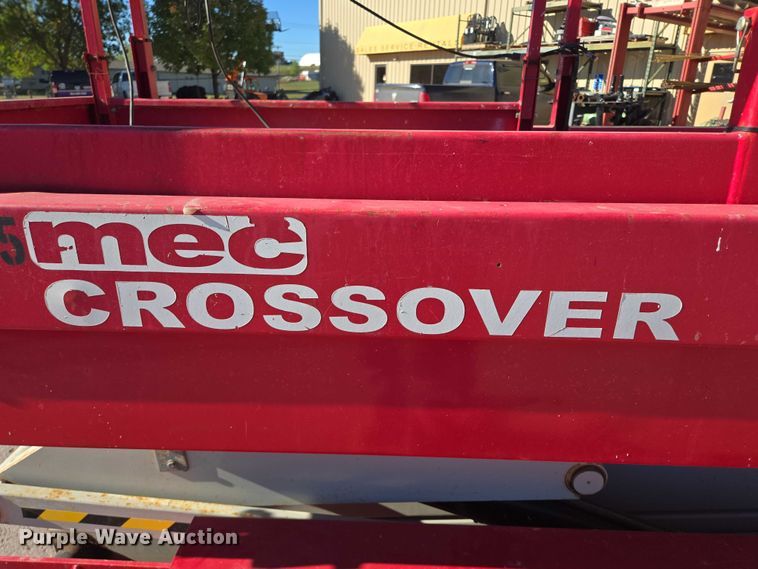 image for item DY1266 2017 MEC Crossover 2659 ERT scissor lift