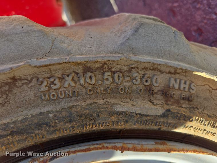 image for item DY1266 2017 MEC Crossover 2659 ERT scissor lift