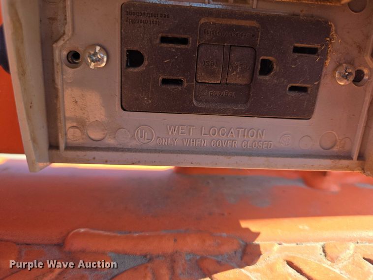 image for item DY1285 2018 JLG 330LRT scissor lift