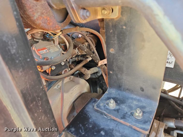 image for item DY1285 2018 JLG 330LRT scissor lift