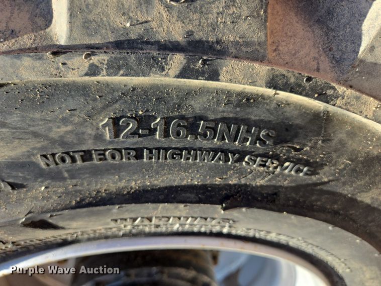 image for item DY1285 2018 JLG 330LRT scissor lift