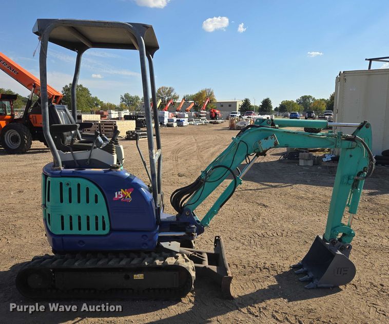 EXCAVADORA 2005 IHI 15NX