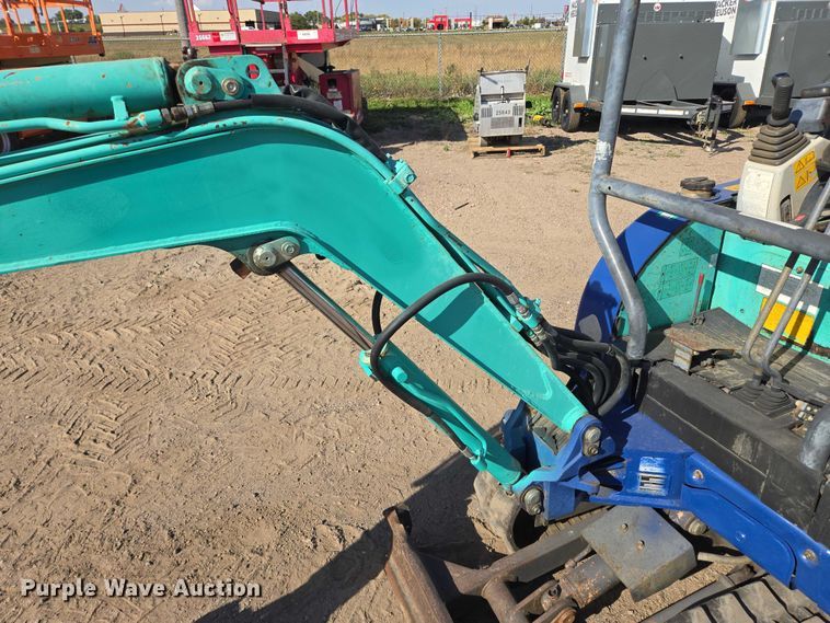 image for item DY1286 2005 IHI 15NX mini excavator