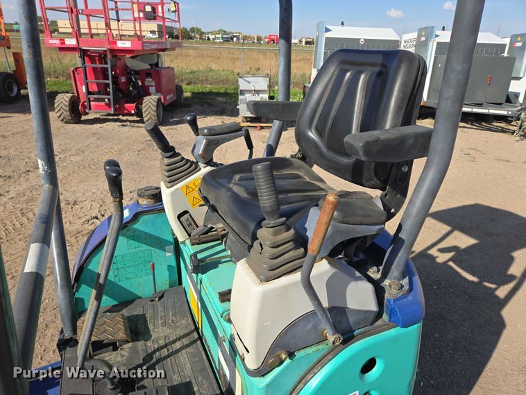 image for item DY1286 2005 IHI 15NX mini excavator