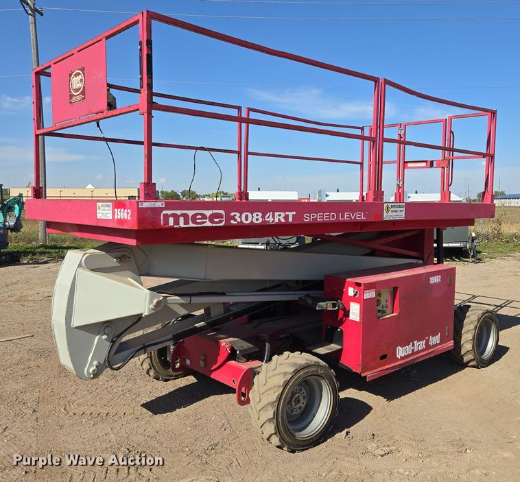 image for item DY1287 2013 MEC 3084RT scissor lift
