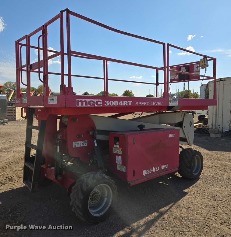 image for item DY1287 2013 MEC 3084RT scissor lift