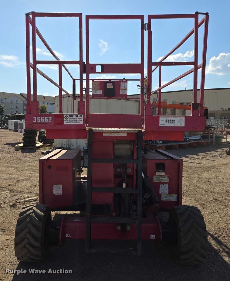 image for item DY1287 2013 MEC 3084RT scissor lift