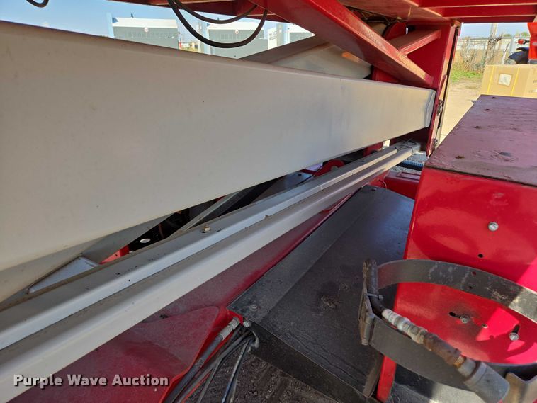 image for item DY1287 2013 MEC 3084RT scissor lift