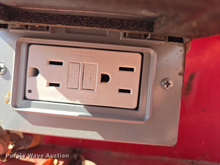 image for item DY1287 2013 MEC 3084RT scissor lift