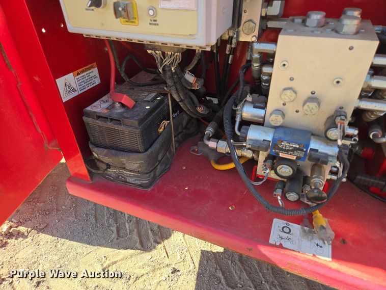 image for item DY1287 2013 MEC 3084RT scissor lift