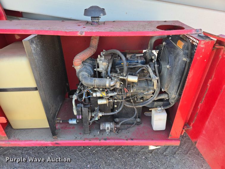 image for item DY1287 2013 MEC 3084RT scissor lift