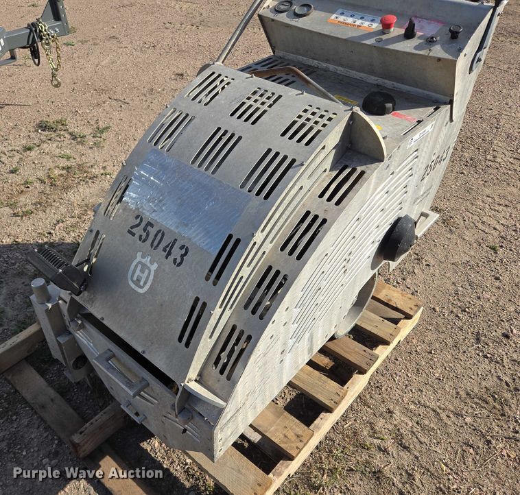 image for item DY1288 2016 Husqvarna Soff-Cut 5000 concrete saw