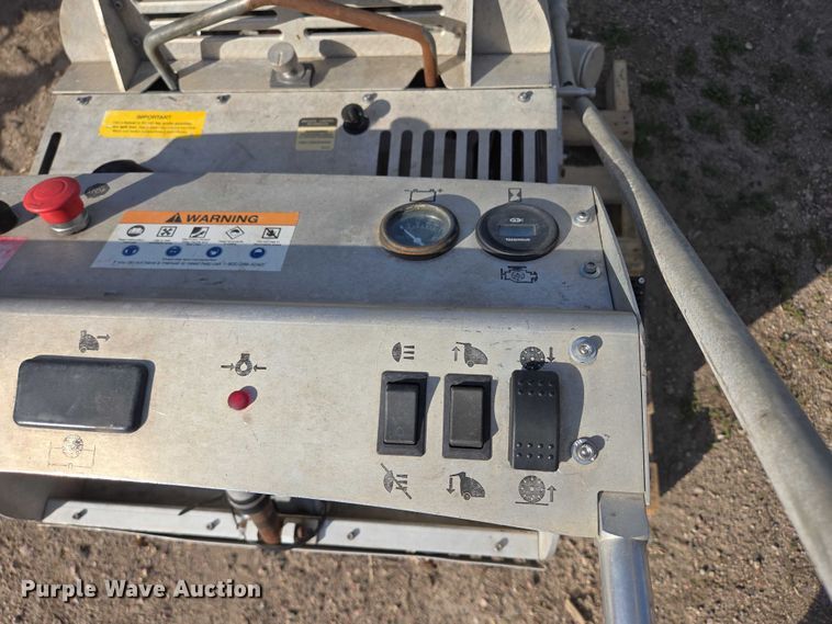 image for item DY1288 2016 Husqvarna Soff-Cut 5000 concrete saw