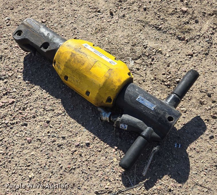 image for item DY1289 2018 Atlas TEX P905 H28 breaker