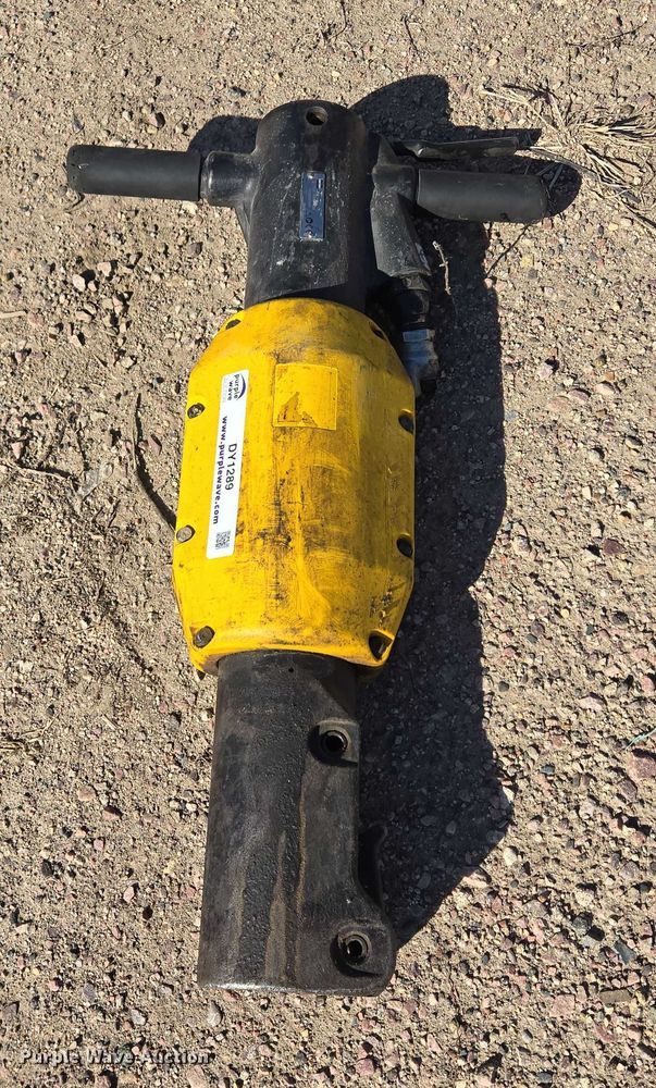 image for item DY1289 2018 Atlas TEX P905 H28 breaker