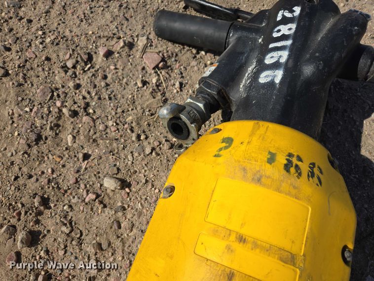 image for item DY1289 2018 Atlas TEX P905 H28 breaker