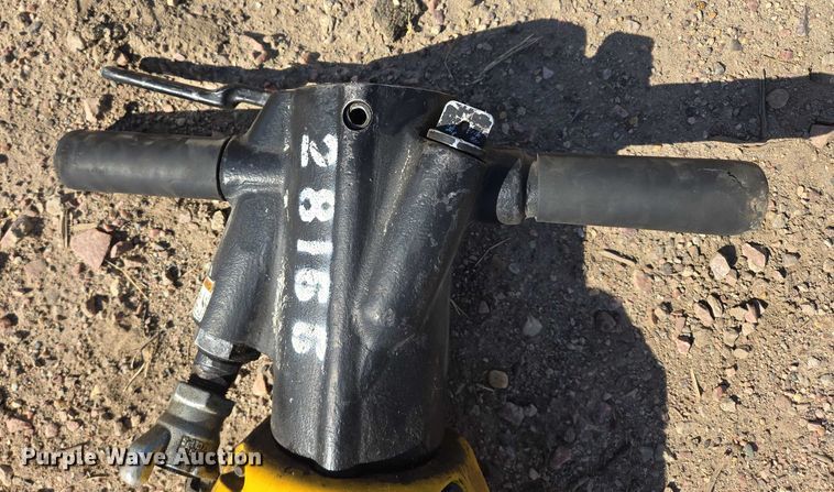 image for item DY1289 2018 Atlas TEX P905 H28 breaker