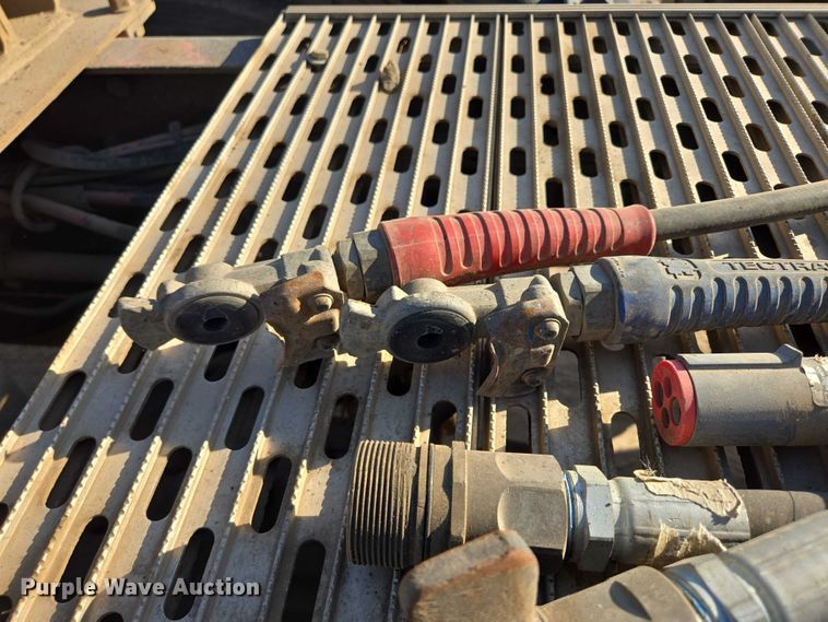 image for item DY1290 2012 Kenworth T800 semi truck