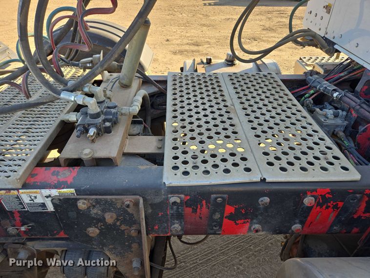 image for item DY1290 2012 Kenworth T800 semi truck