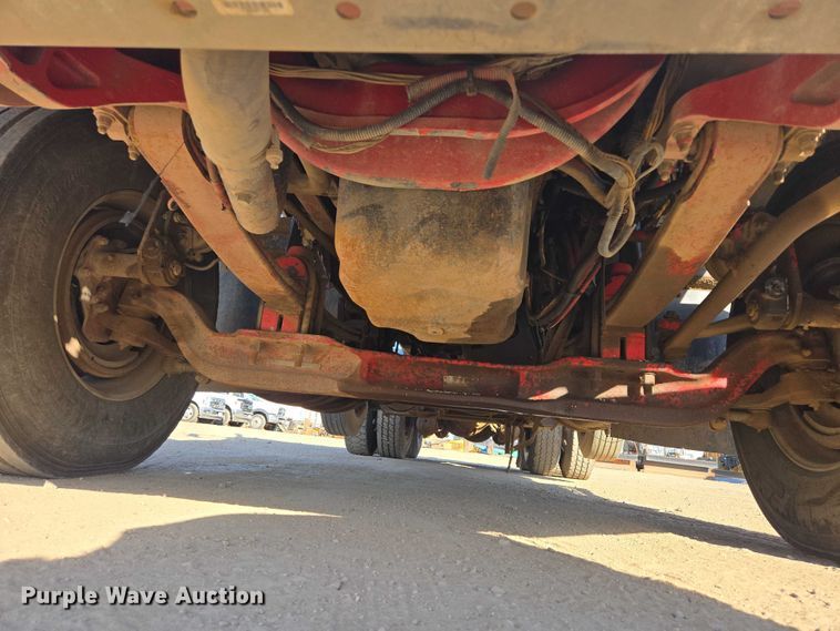 image for item DY1290 2012 Kenworth T800 semi truck