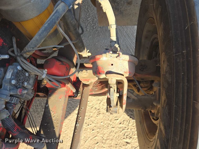 image for item DY1290 2012 Kenworth T800 semi truck