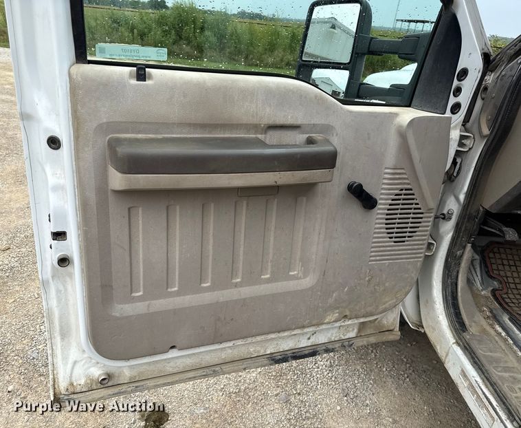 image for item DY8107 2008 Ford F450 Super Duty dump flatbed truck